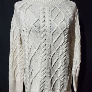 Elegant Cream Cable Knit Turtleneck Sweater